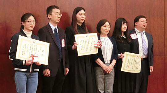 奨学金対象　講演感想文「私にとって友愛とは」表彰式開催